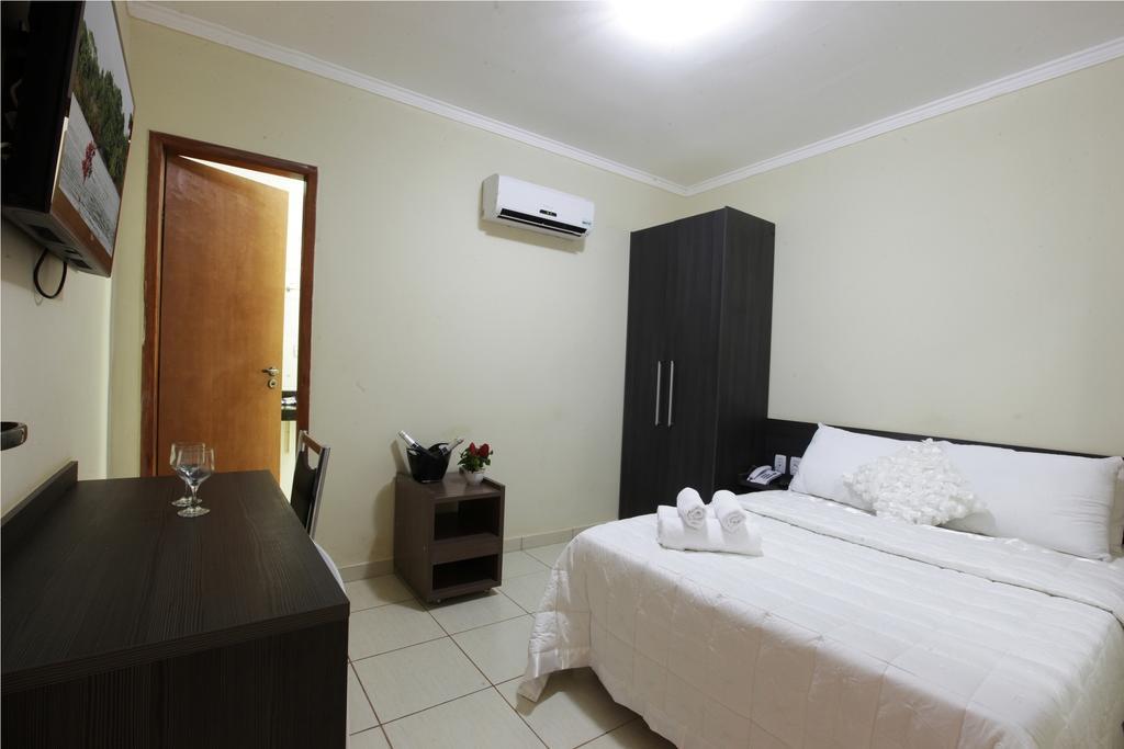 Amazon Xingu Hotel ألتاميرا الغرفة الصورة